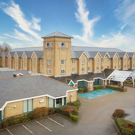 ホテル Doubletree By Hilton London Elstree ボーハムウッド エクステリア 写真