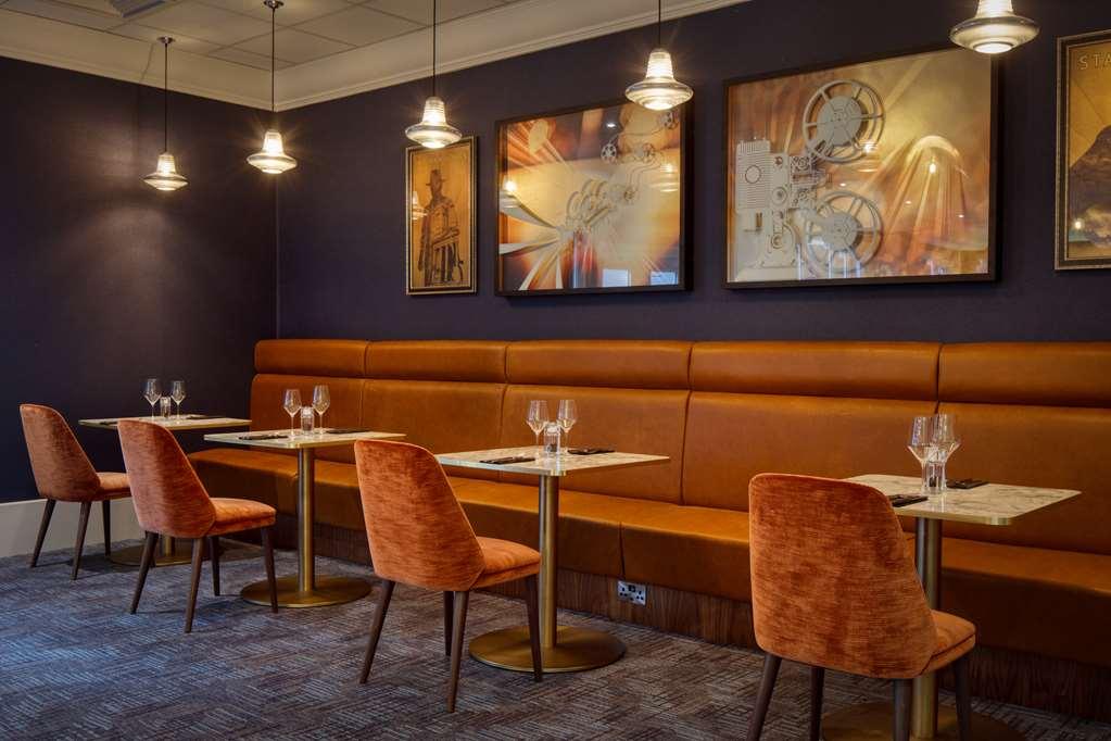 ホテル Doubletree By Hilton London Elstree ボーハムウッド レストラン 写真