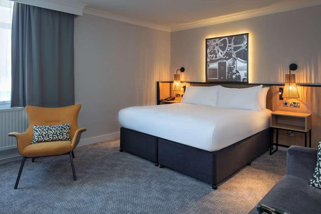 ホテル Doubletree By Hilton London Elstree ボーハムウッド 部屋 写真