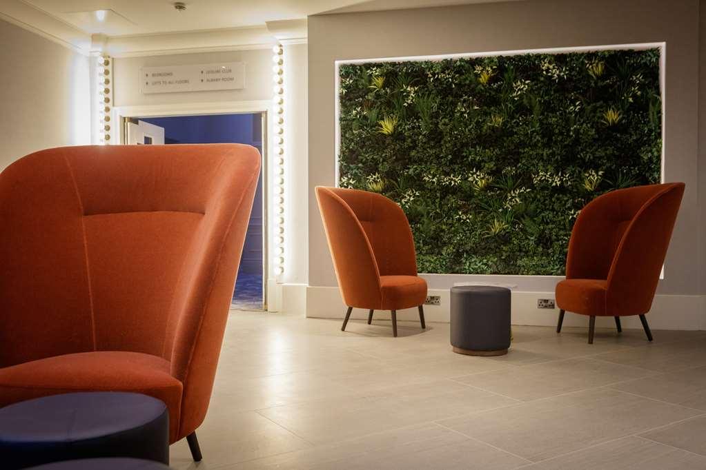 ホテル Doubletree By Hilton London Elstree ボーハムウッド インテリア 写真
