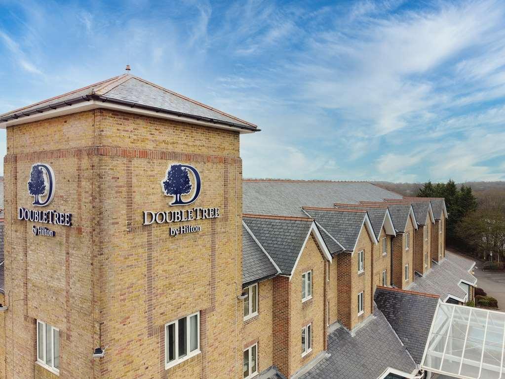 ホテル Doubletree By Hilton London Elstree ボーハムウッド エクステリア 写真