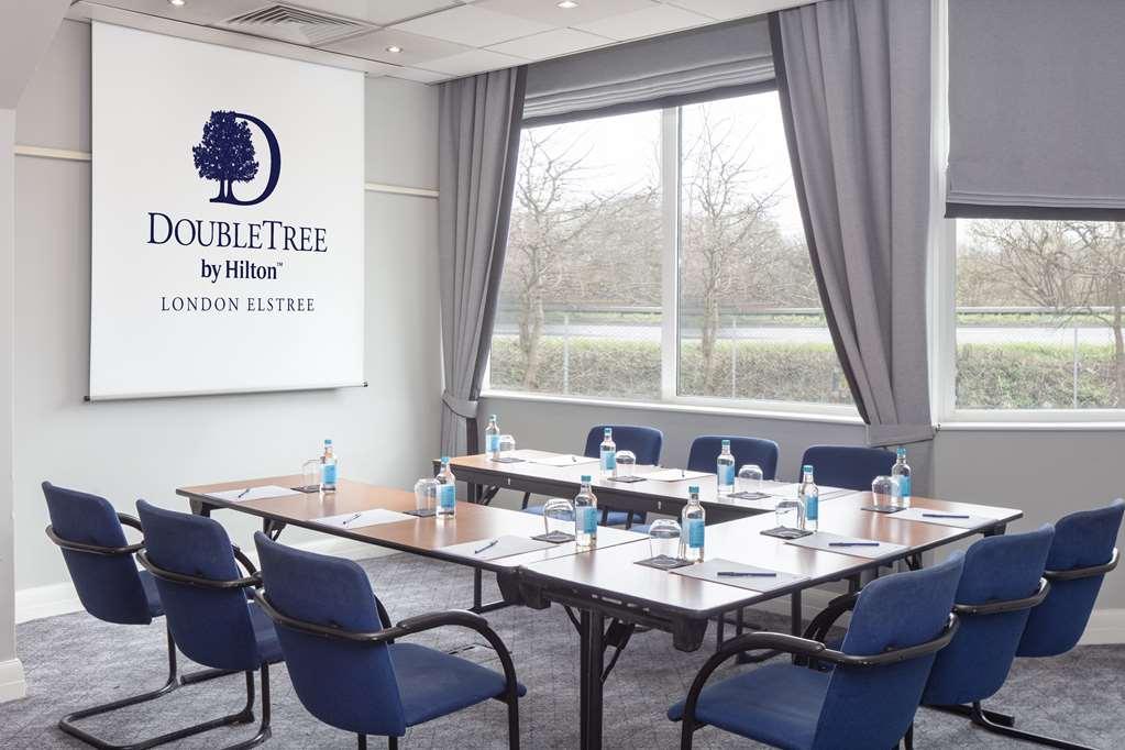 ホテル Doubletree By Hilton London Elstree ボーハムウッド 設備 写真