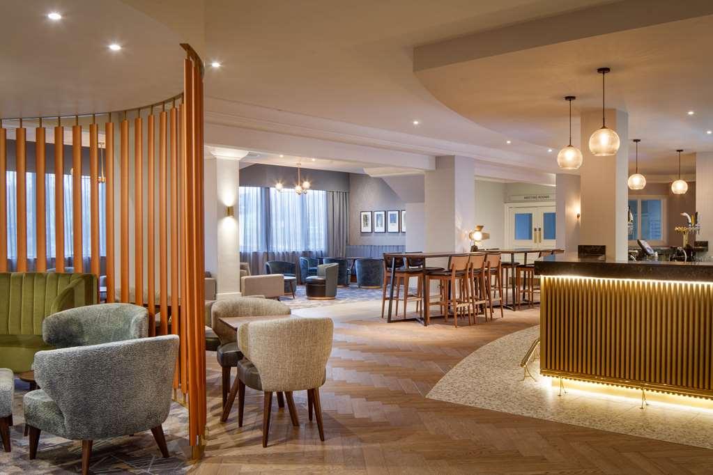 ホテル Doubletree By Hilton London Elstree ボーハムウッド レストラン 写真