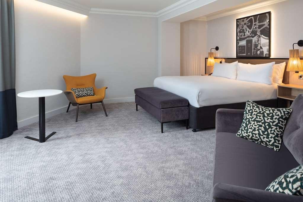ホテル Doubletree By Hilton London Elstree ボーハムウッド 部屋 写真