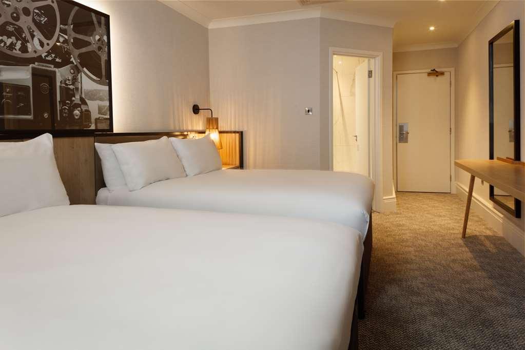 ホテル Doubletree By Hilton London Elstree ボーハムウッド 部屋 写真