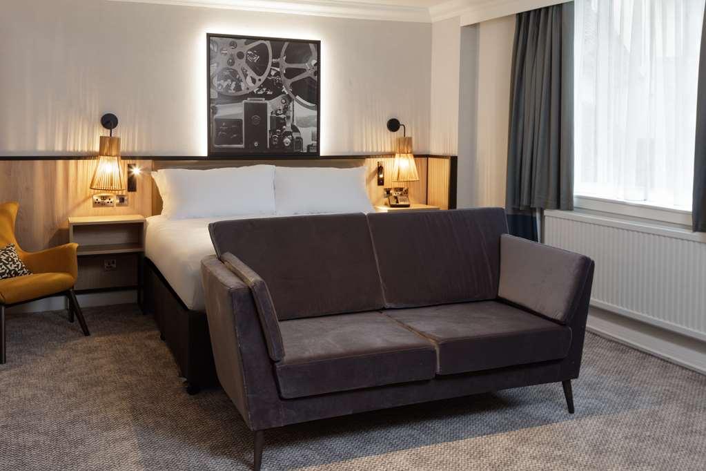 ホテル Doubletree By Hilton London Elstree ボーハムウッド 部屋 写真